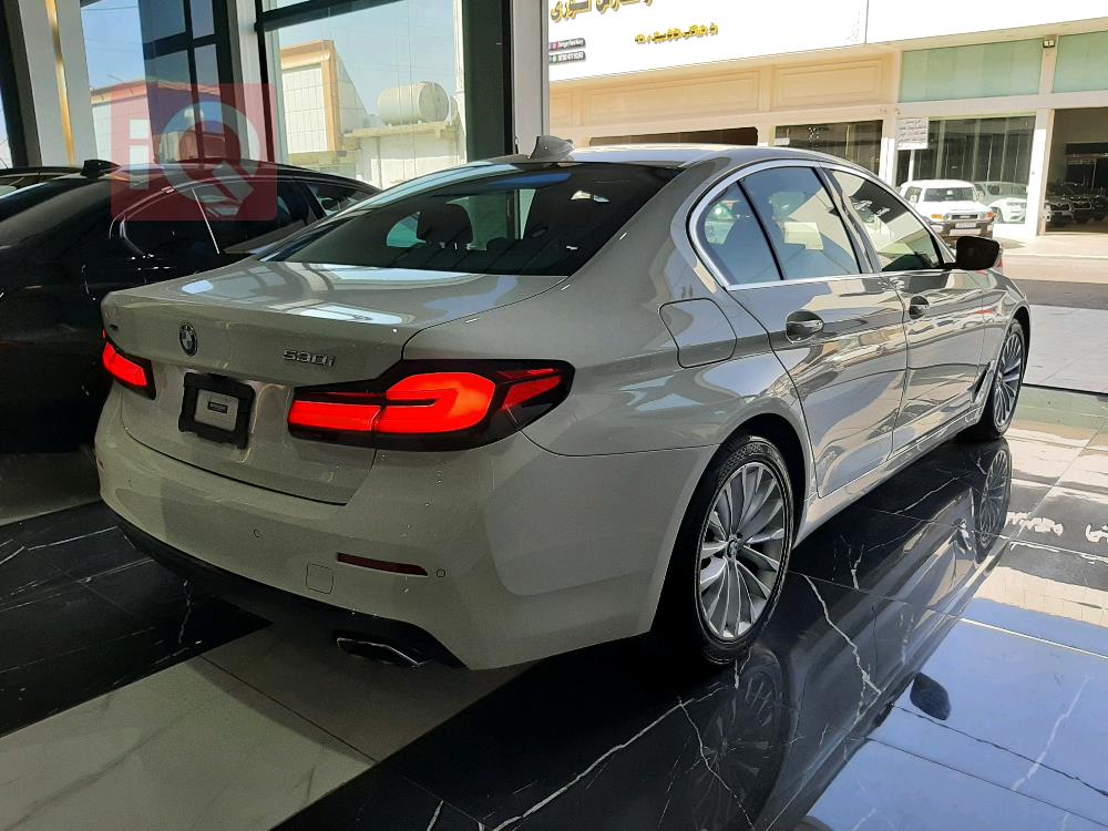 بی ئێم دەبڵیو سیریەس 5